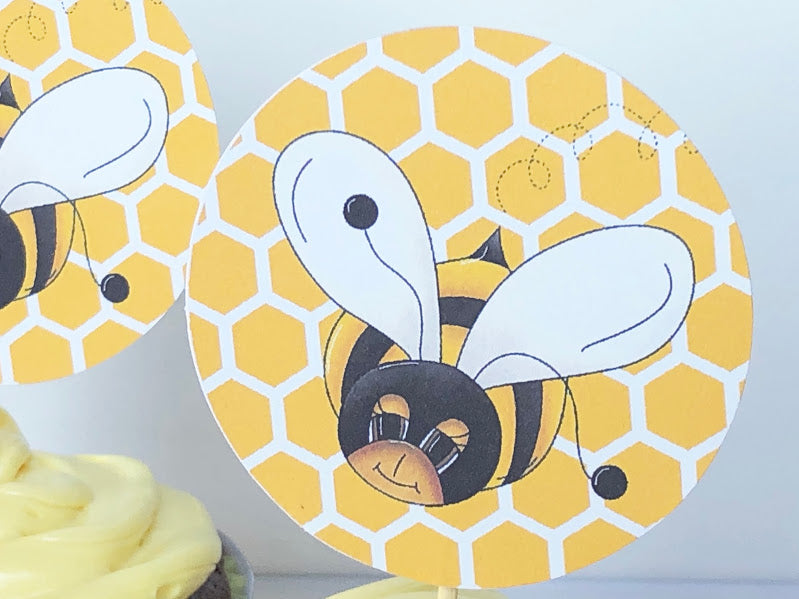 Bumble Bee Cupcake Topper – DIY Party Mom