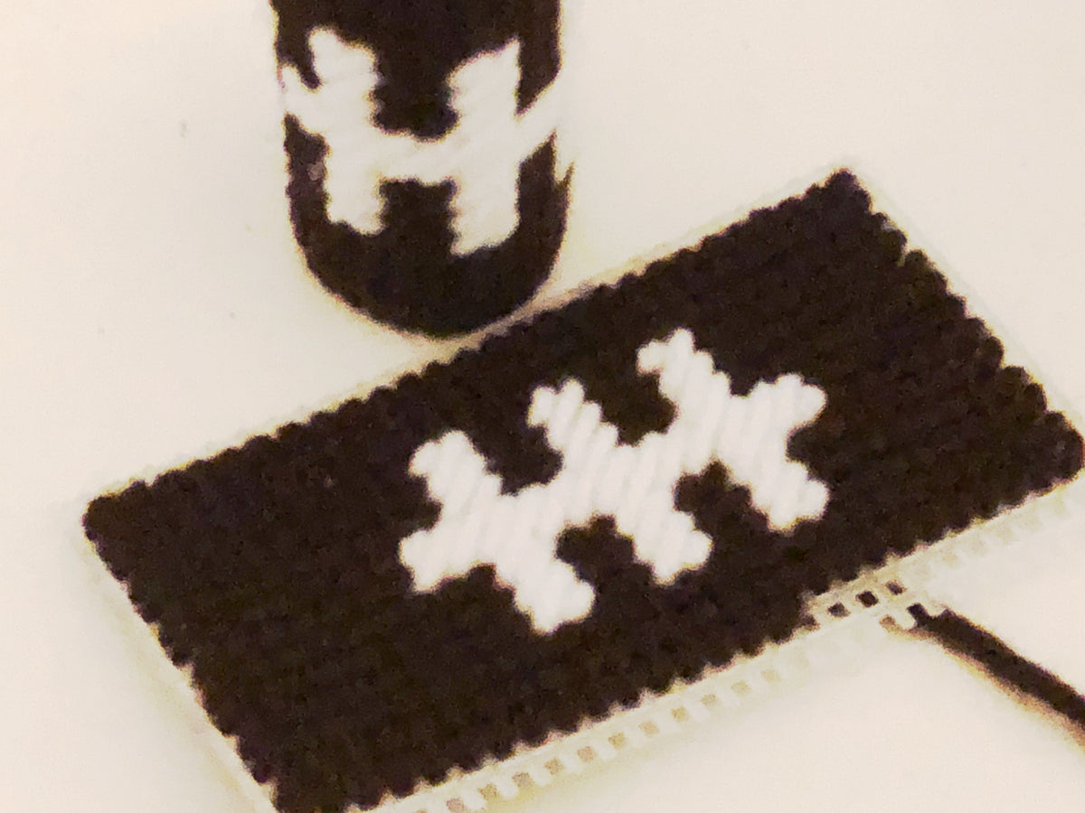 Football Laces Napkin Ring Plastic Canvas Pattern