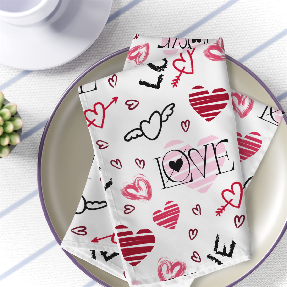 Valentine Love and Hearts Napkins 4 piece set